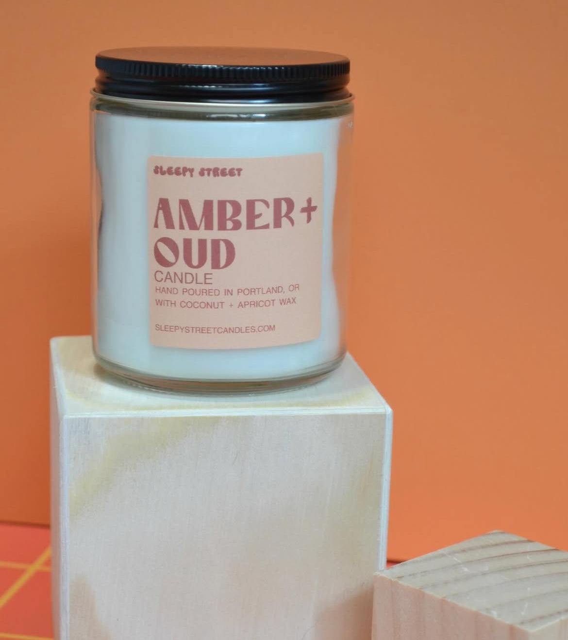 Amber and Oud Candle - 9oz