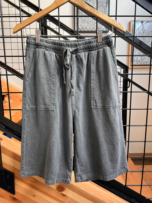 Hemp/Cotton Bermuda Pocket Shorts - Vintage Black