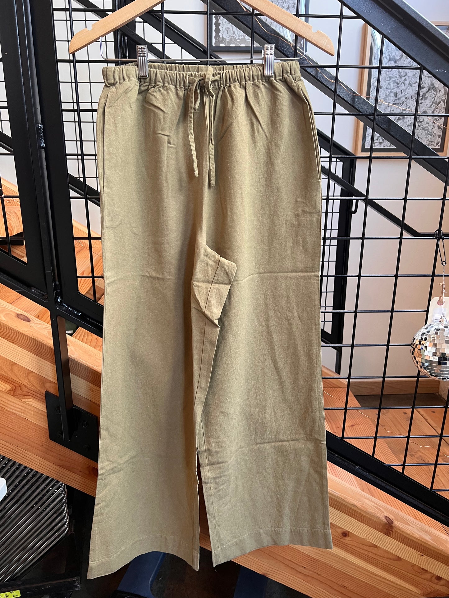 Classic Drawstring Pant