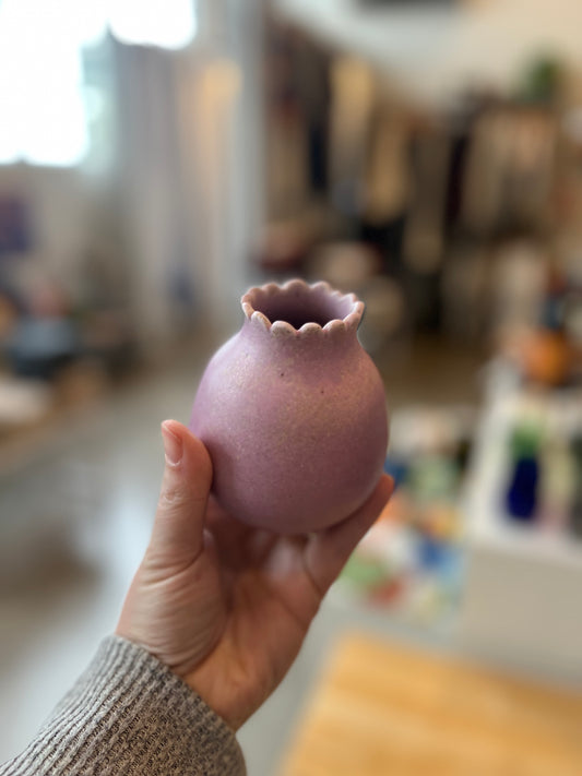 Ruffle Bud Vase - Mystery Punch