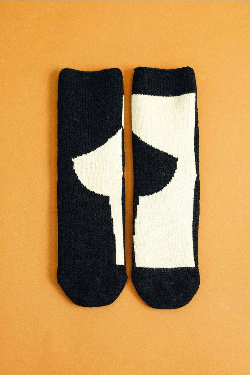 Cozy Thick Plush Ankle Sock - Black and White