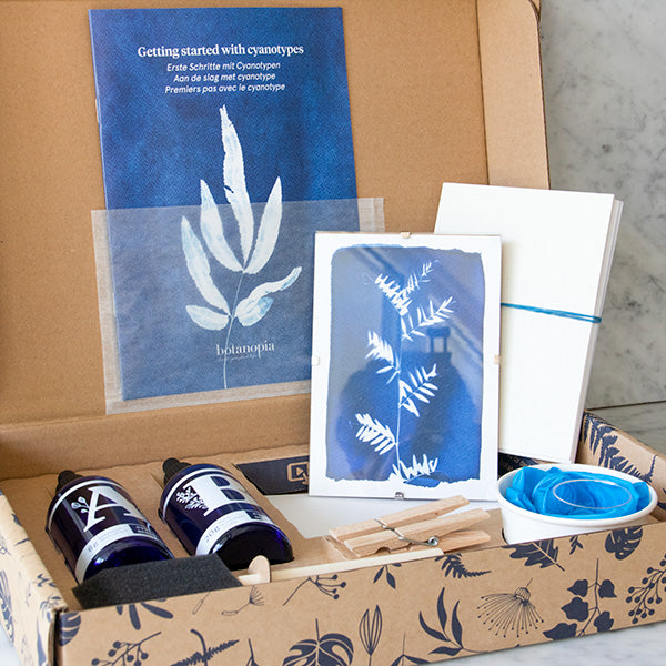 Cyanotype DIY Kit