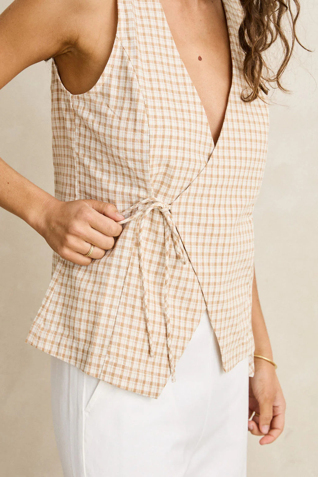 London Check Vest - Natural