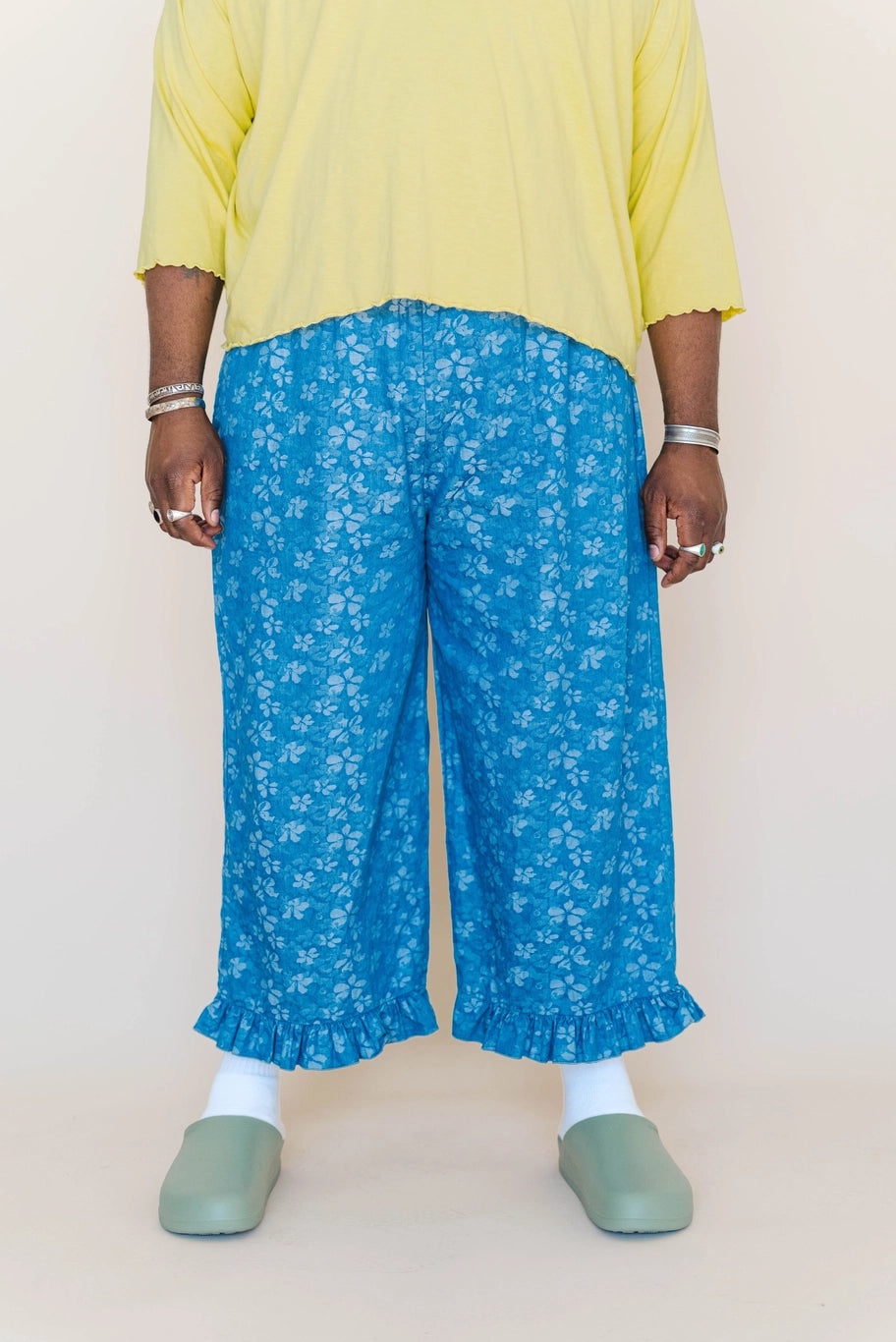 Floral Chambray Ruffle Pant